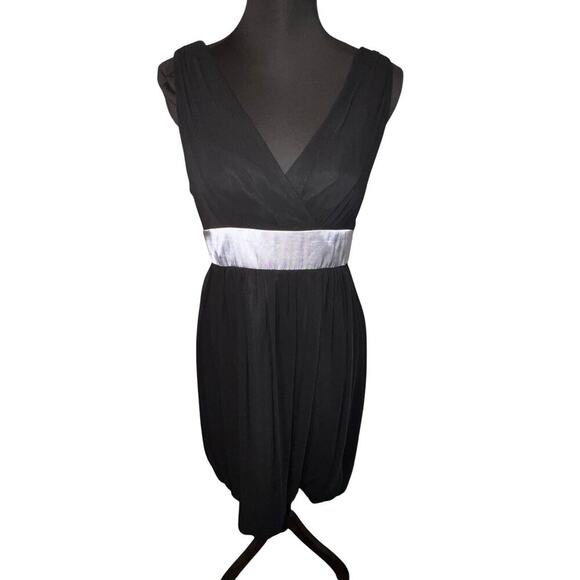 LONDON TIMES Little Black Dress Size 10 Bubble Hem Sleeveless Chiffon Cocktail - Picture 1 of 9